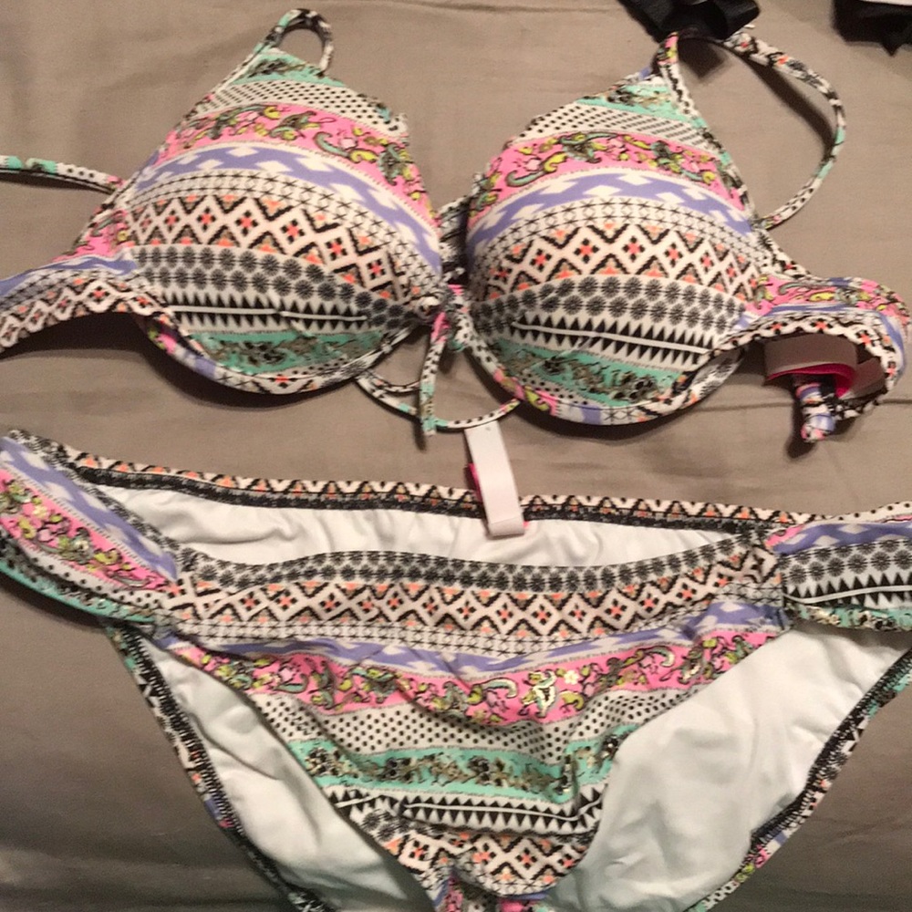 VS SWIMSUIT